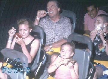 Rodzinka na rollercoasterze