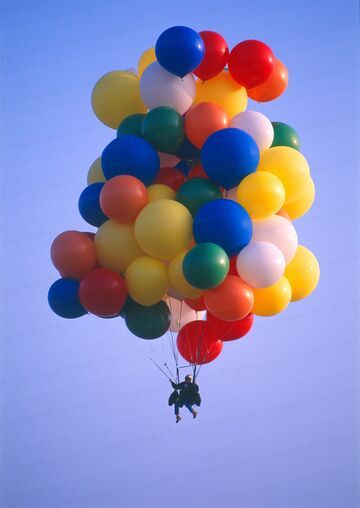 Czy balonami napełnionymi helem można odlecieć? -Można!