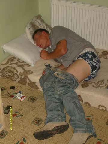 Nie zdążył się rozebrać