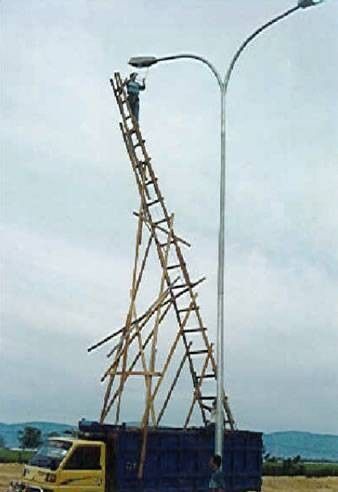 wymiana żarówki, ale mają sprzęt