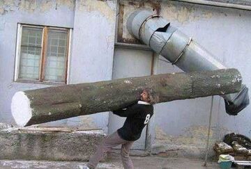 urwał rurę, ale się nie przewrócił