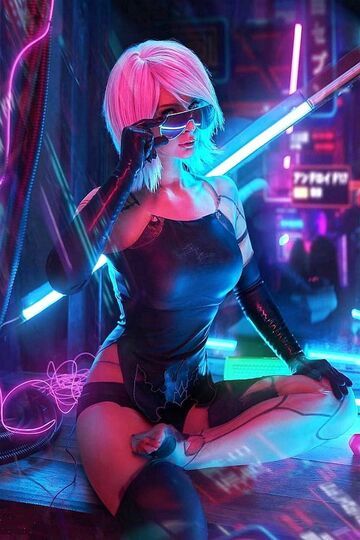 CyberGirl.