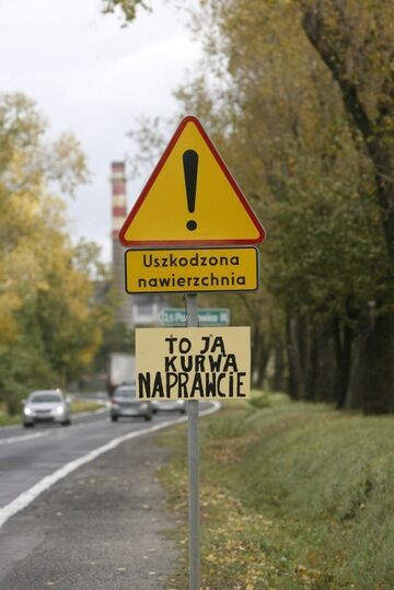 Uszkodzona nawierzchnia
