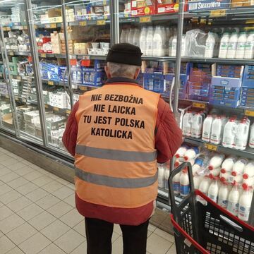 "Nie bezbożna nie laicka tu jest Polska katolicka"
