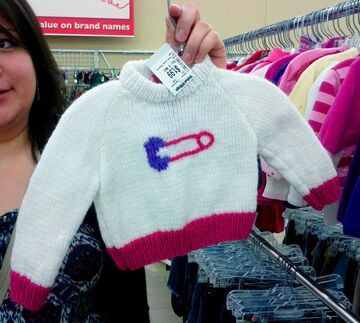 Sweterek dla dziecka 1.99$