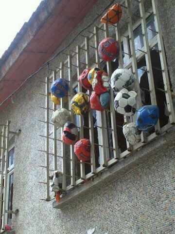 Bezlitośni mieszkańcy