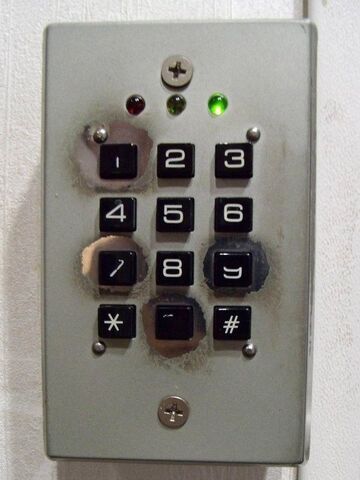 Pin do szafki?