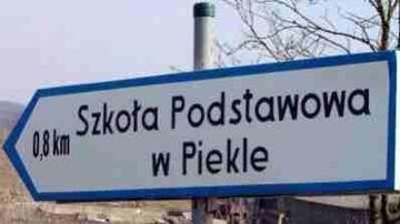 Szkoła Podstawowa w Piekle (0,8 km)