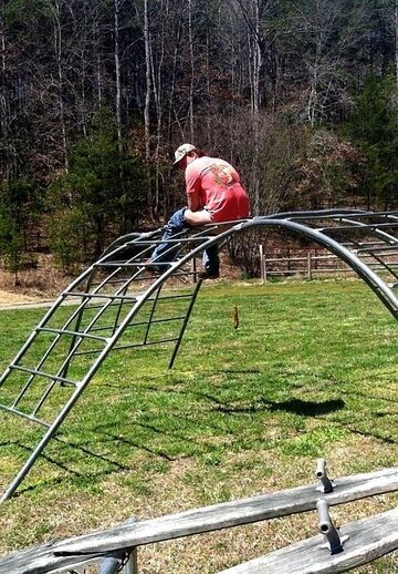 Zdjęcie kupy w locie na drabinkach