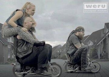 Mini motocykliści