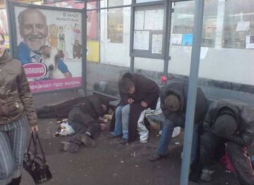 Autobus wciąż nie przyjechał...