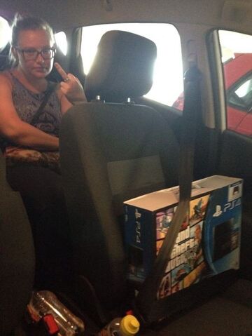 Są rzeczy ważne i ważniejsze. PS4