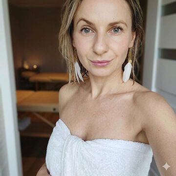 Urocza MILF 305