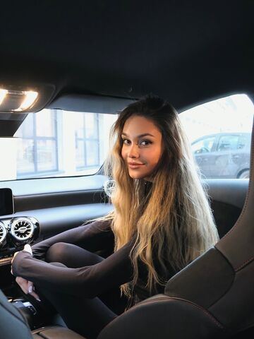 Ładna Ania S.