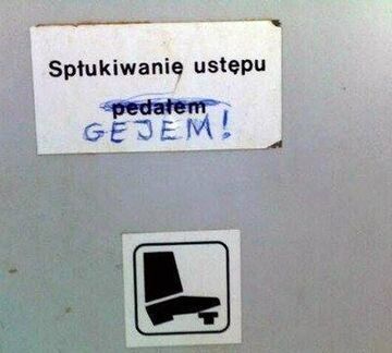 Spłukiwanie ustępu