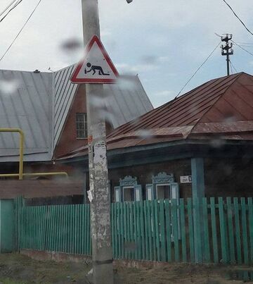 Znak drogowy w Rosji