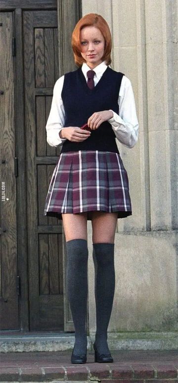 .........miłość to jak świeżo nawoskowana cipka.