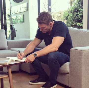 Kate Daniels "Magia Zaskakuje" rozdział 7