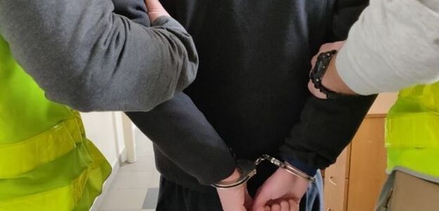 Pomylił policjantów z dilerami. Zapytał, czy mają marihuanę na sprzedaż