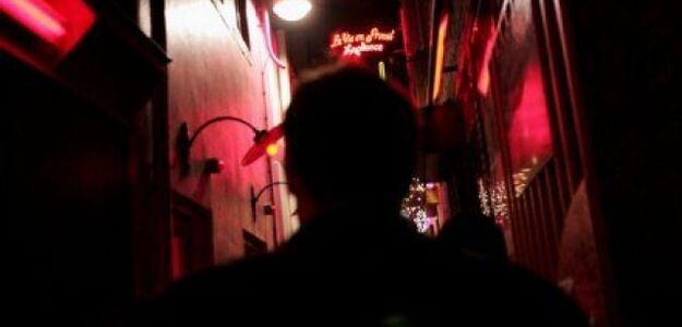 Kryzys dotarł do dzielnic czerwonych latarni