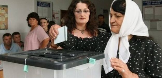 160-letni Albańczycy wzywani do głosowania