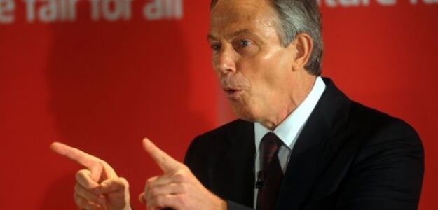 Blair spalił grzankę i zaalarmował strażaków
