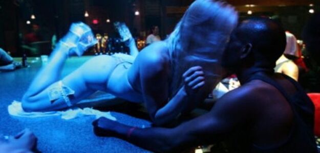 Pracowała jako prostytutka, chce uczyć w szkole