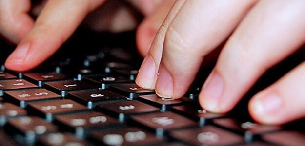 Uczeń zablokował nauczyciela