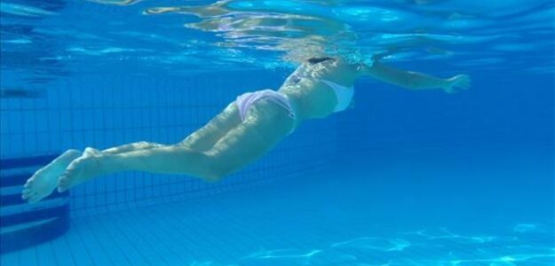 Plemniki w basenie? Młoda polska turystka w ciąży!