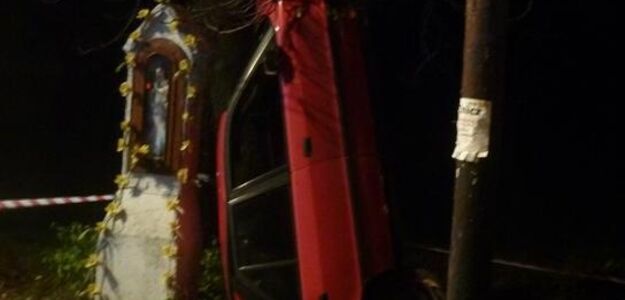 Gdyby nie Matka Boska, kierowca dachowałby dalej i...