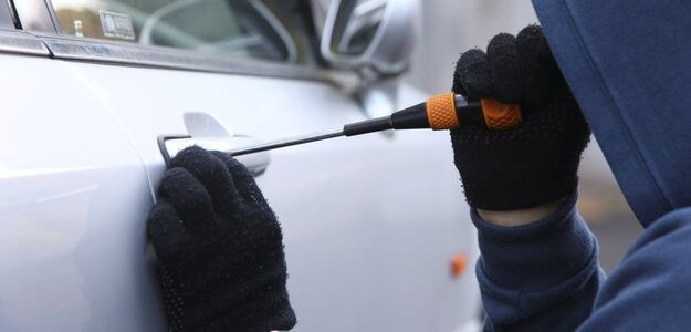 Wysłała do złodzieja wzruszającego smsa. Przeprosił i oddał jej auto