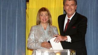 Ukraina: Prezydent niemal zemdlał po żarcie żony