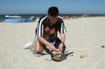 Na plaży możesz usmażyć sobie jajka!