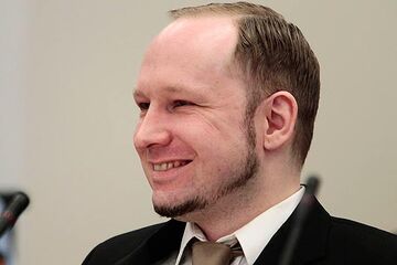 Breivik traktowany gorzej niż zwierzę. Chce nową konsolę!