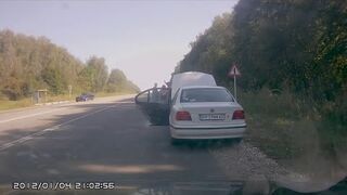 Samuraj szybko naprawił cyganom zepsuty samochód