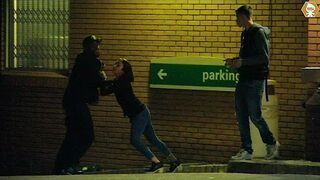 Napaść seksualna - Eksperyment społeczny