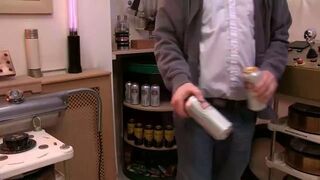 Oryginalny schowek na piwo