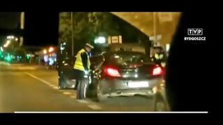 Korupcja w drogówce na nagraniach monitoringu