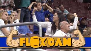 Myślał że ma duży duży biceps, ale kobieta...