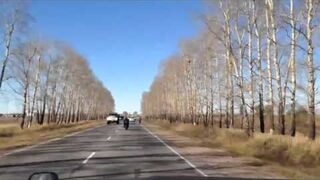 Typowe zakończenie popisów motocyklisty