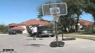 Nieudany wsad do kosza