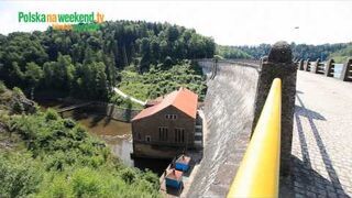 Jak działają dawne i współczesne elektrownie wodne.
