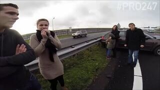 Nietypowe zachowanie Holenderskich policjantów przy wypadku