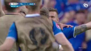 Reakcja komentatora drużyny Islandii po strzelonym golu