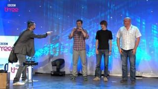 Humor bez słów - chłopak z taśmą na ustach w "Mam Talent"