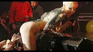 Piosenkarka Miley Cyrus obmacywana przez fanów na koncercie