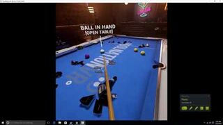 Mistrz Snookera Ronnie O'Sullivan oparł się o wirtualny stół