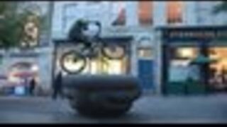 Naprawdę niesamowite tricki rowerowe!