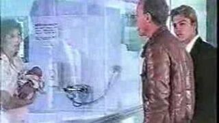 Ukryta kamera - ojciec i małpa