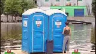 Ukryta kamera: Pływająca toaleta